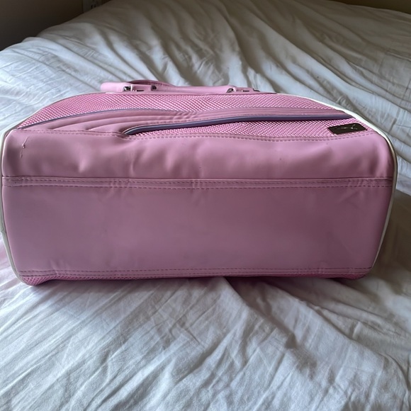 PUMA Pink Mesh Medium Grip Bag EUC 15”x 9.5” Duffle - Picture 7 of 13